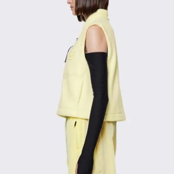 RAINS Fleece W Vest in Straw 517 Size XL - Picture 4 of 13